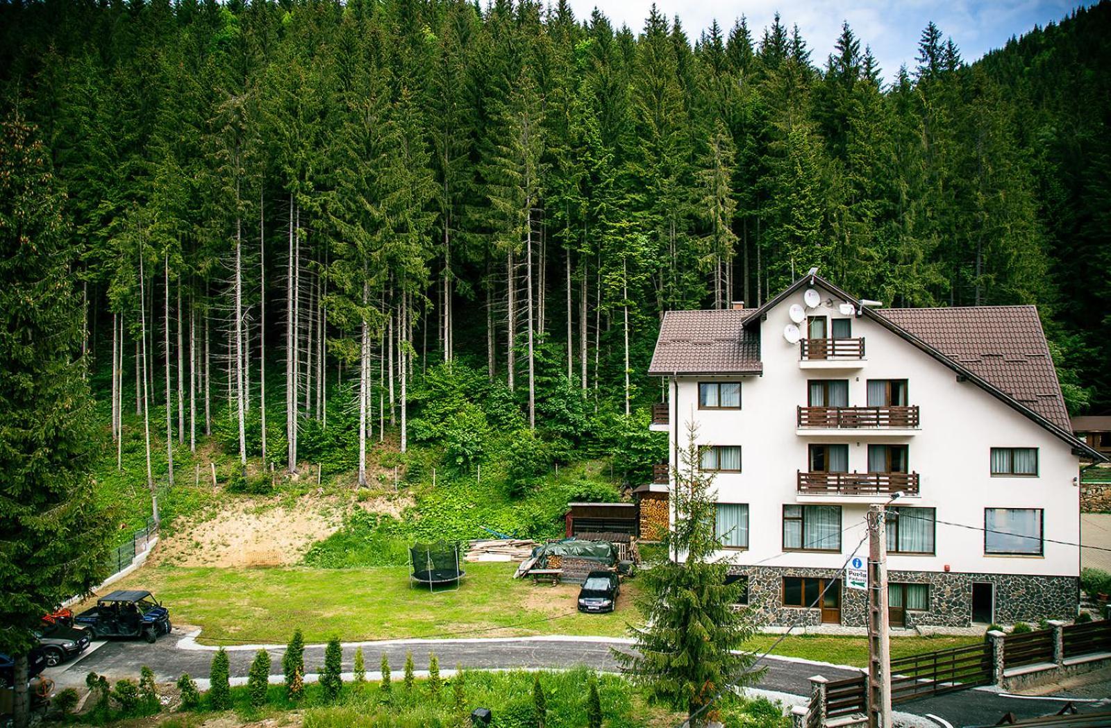 Perla Padurii Hotel Völgytanya Kültér fotó